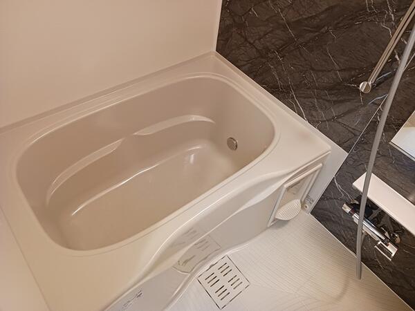 甲府市国母８丁目のアパート
