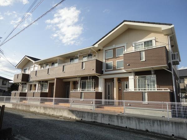 甲斐市富竹新田のアパート