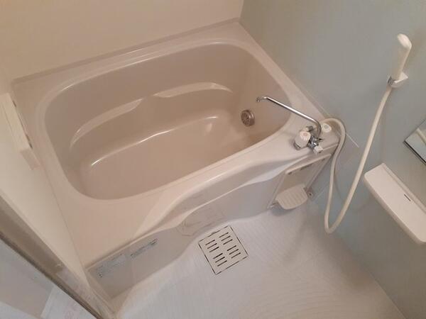 甲斐市富竹新田のアパート