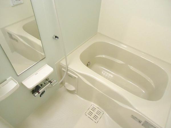 甲府市富士見１丁目のアパート