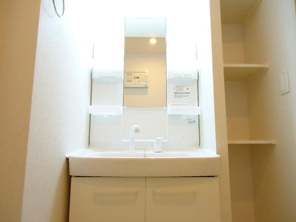 甲府市富士見１丁目のアパート