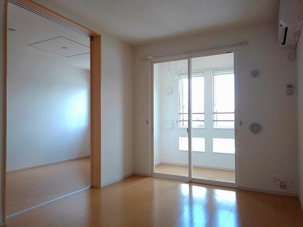 南アルプス市古市場のアパート