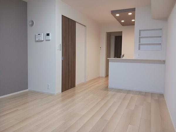 笛吹市石和町川中島のアパート