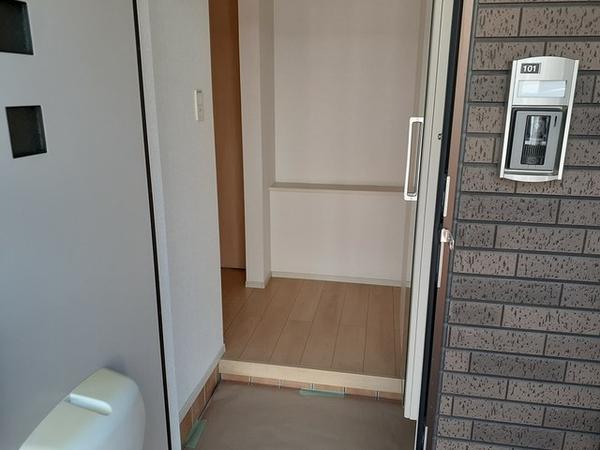 甲府市新田町のアパート