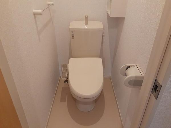 甲府市新田町のアパート