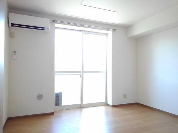 甲府市国母８丁目のアパート