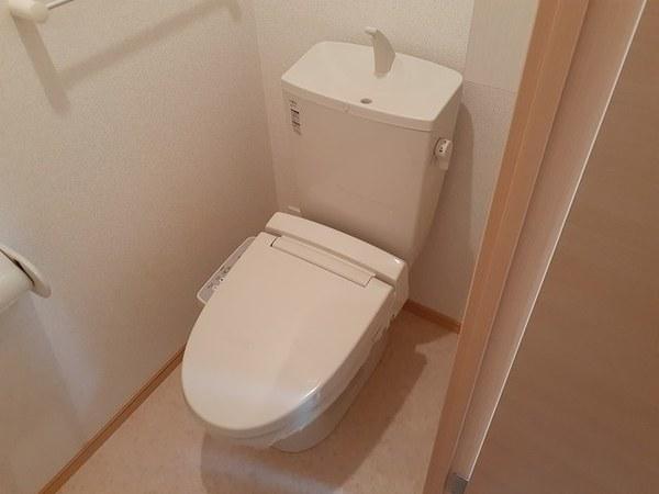 甲府市西田町のアパート