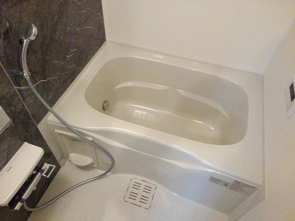 西八代郡市川三郷町高田のアパート