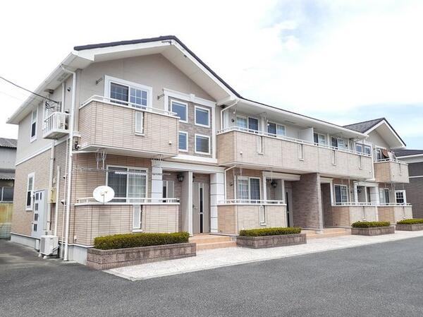 笛吹市石和町井戸のアパート