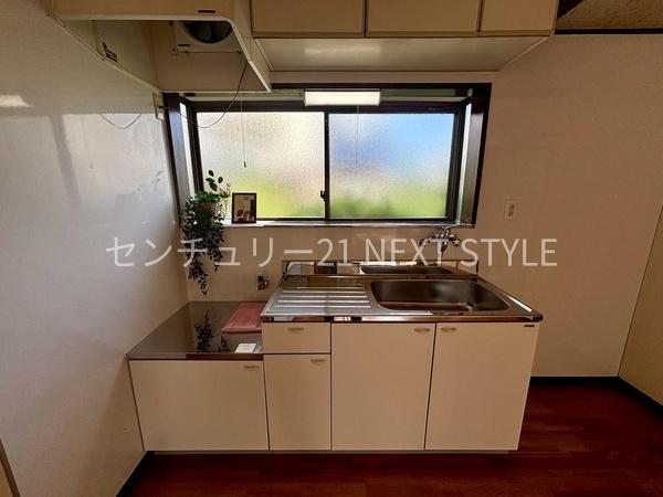 甲府市国母５丁目の貸家