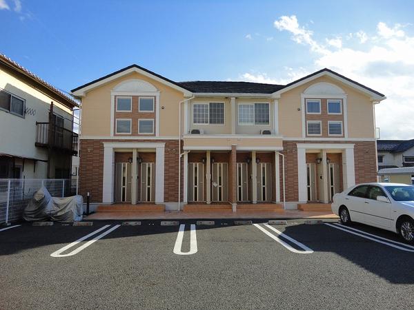 笛吹市石和町市部のアパート