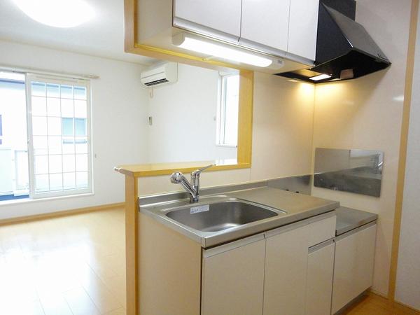 笛吹市石和町市部のアパート