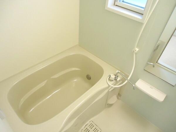 笛吹市石和町小石和のアパート