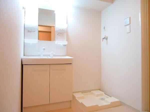 笛吹市石和町小石和のアパート