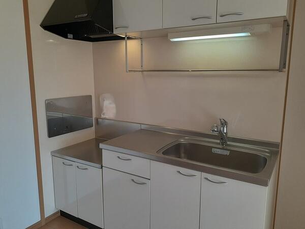 笛吹市御坂町二之宮のアパート