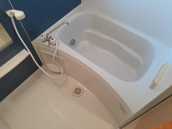 笛吹市御坂町二之宮のアパート