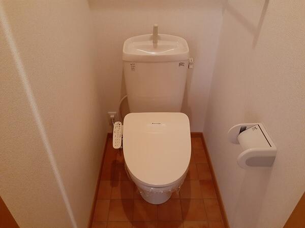 笛吹市御坂町二之宮のアパート