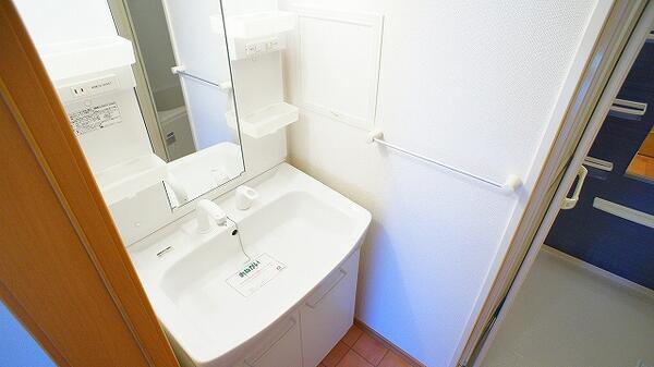 笛吹市石和町河内のアパート