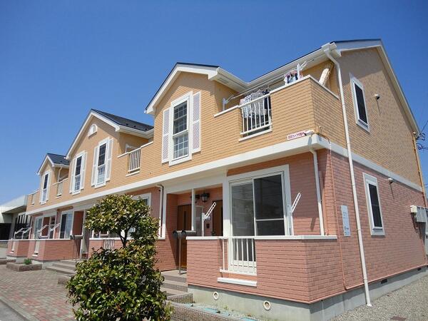 甲府市国母1丁目のアパート