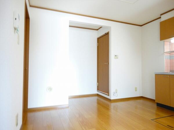 甲府市国母１丁目のアパート