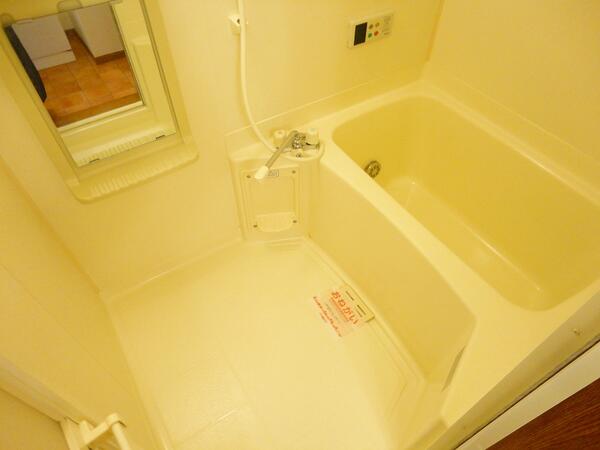 甲府市国母１丁目のアパート