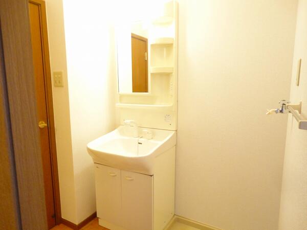 甲府市国母１丁目のアパート