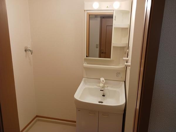 甲斐市名取のアパート