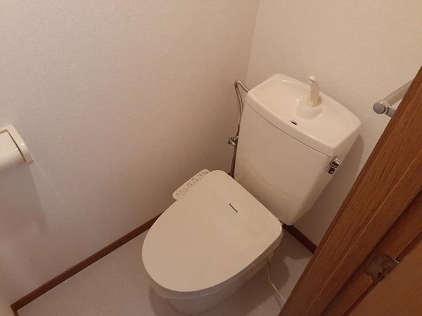 甲府市青葉町のアパート