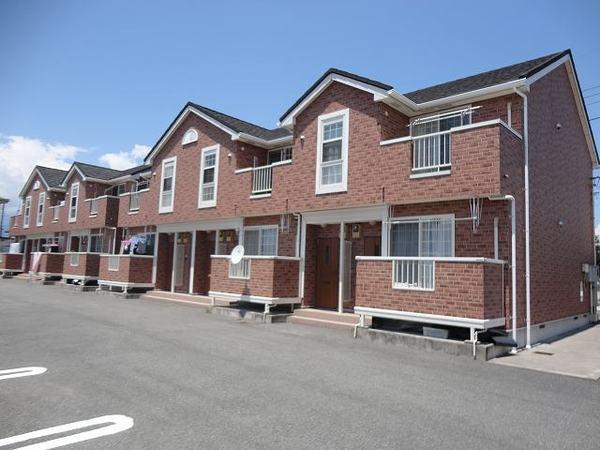 中央市西花輪のアパート