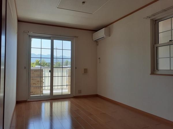 甲府市西下条町のアパート