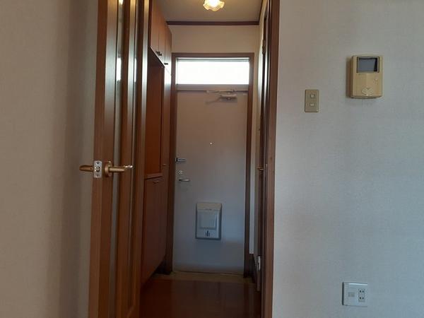 甲斐市中下条のアパート