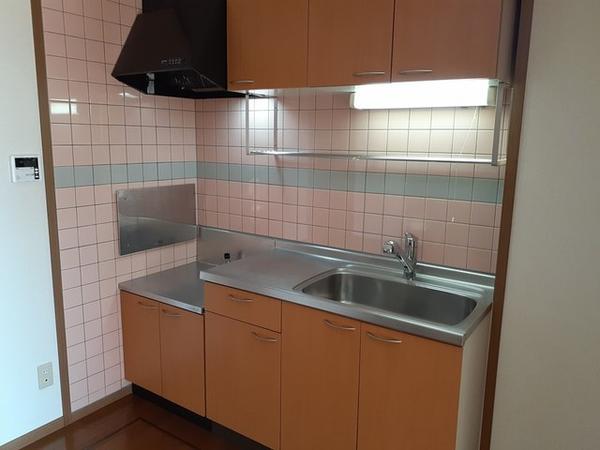 甲斐市中下条のアパート