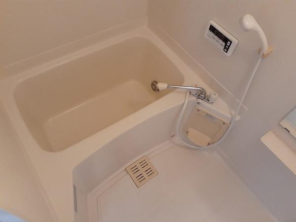 甲斐市中下条のアパート