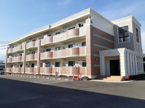 甲斐市西八幡のマンション