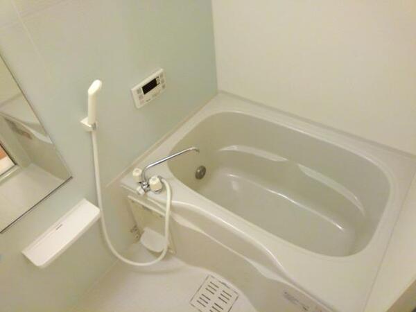 甲府市砂田町のアパート