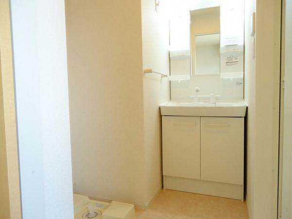 甲斐市富竹新田のアパート