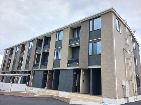 甲斐市島上条のアパート