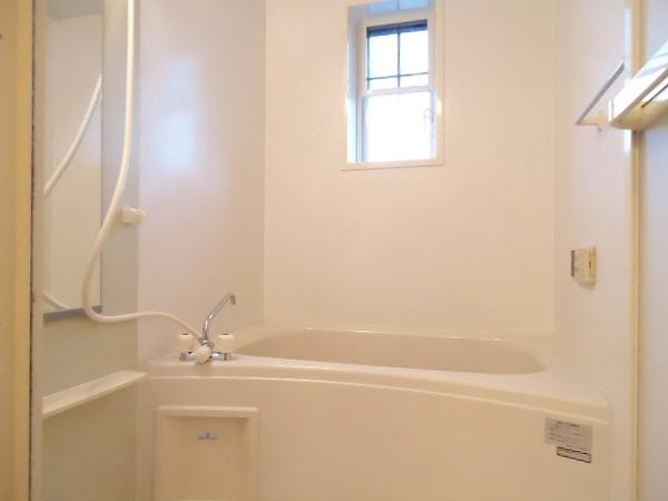 中巨摩郡昭和町河西のアパート