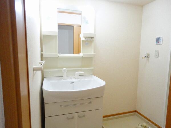 甲府市大里町のアパート