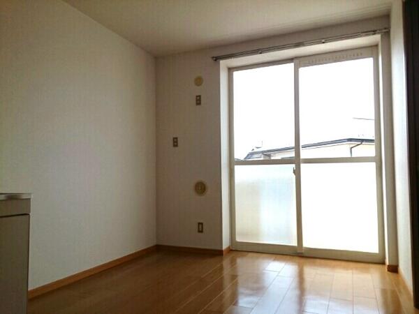 甲斐市富竹新田のアパート