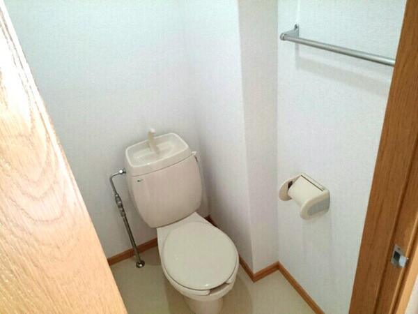 甲斐市富竹新田のアパート