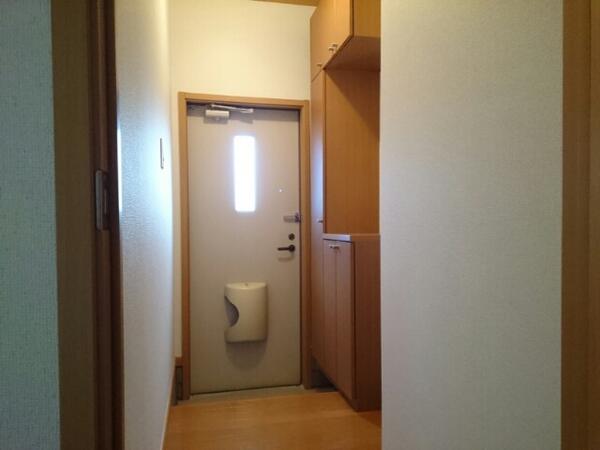 南アルプス市六科のアパート