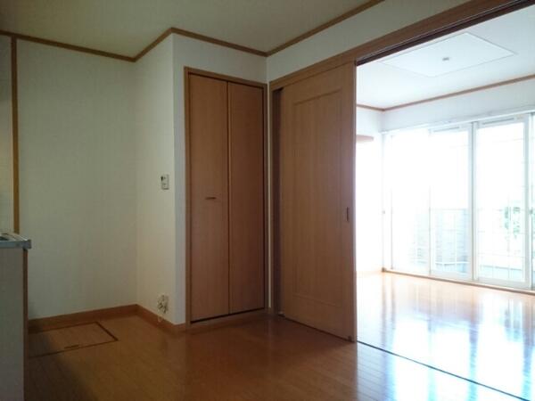 南アルプス市六科のアパート