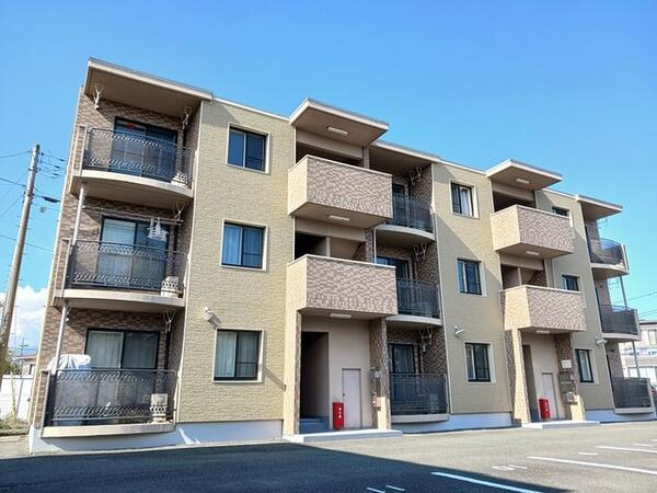 甲斐市西八幡のマンション