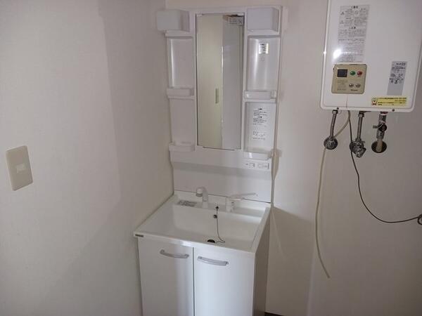 甲斐市西八幡のマンション