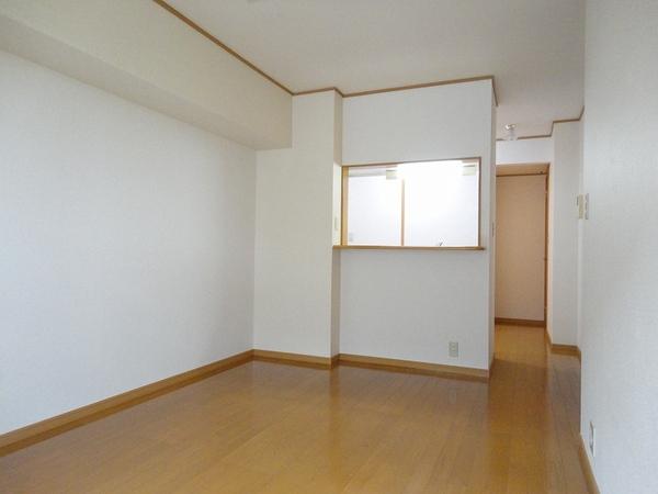 韮崎市藤井町南下條のアパート