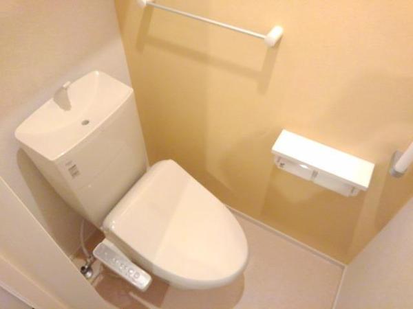 甲府市国母４丁目のアパート