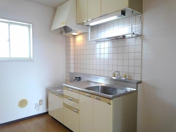 甲斐市島上条のアパート