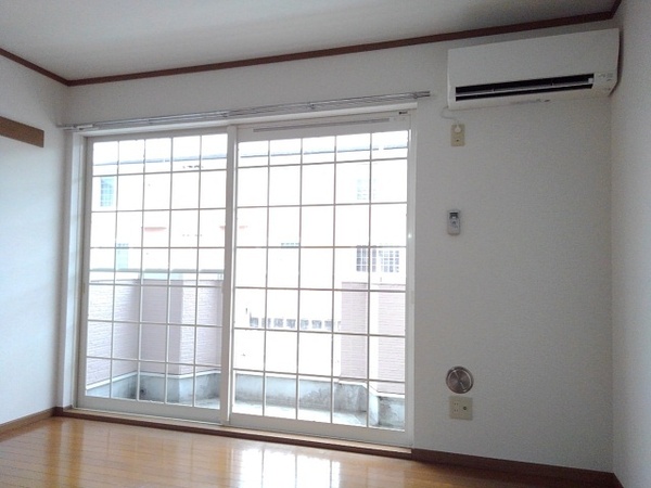 南アルプス市浅原のアパート