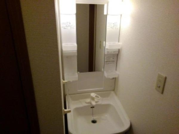 南アルプス市浅原のアパート